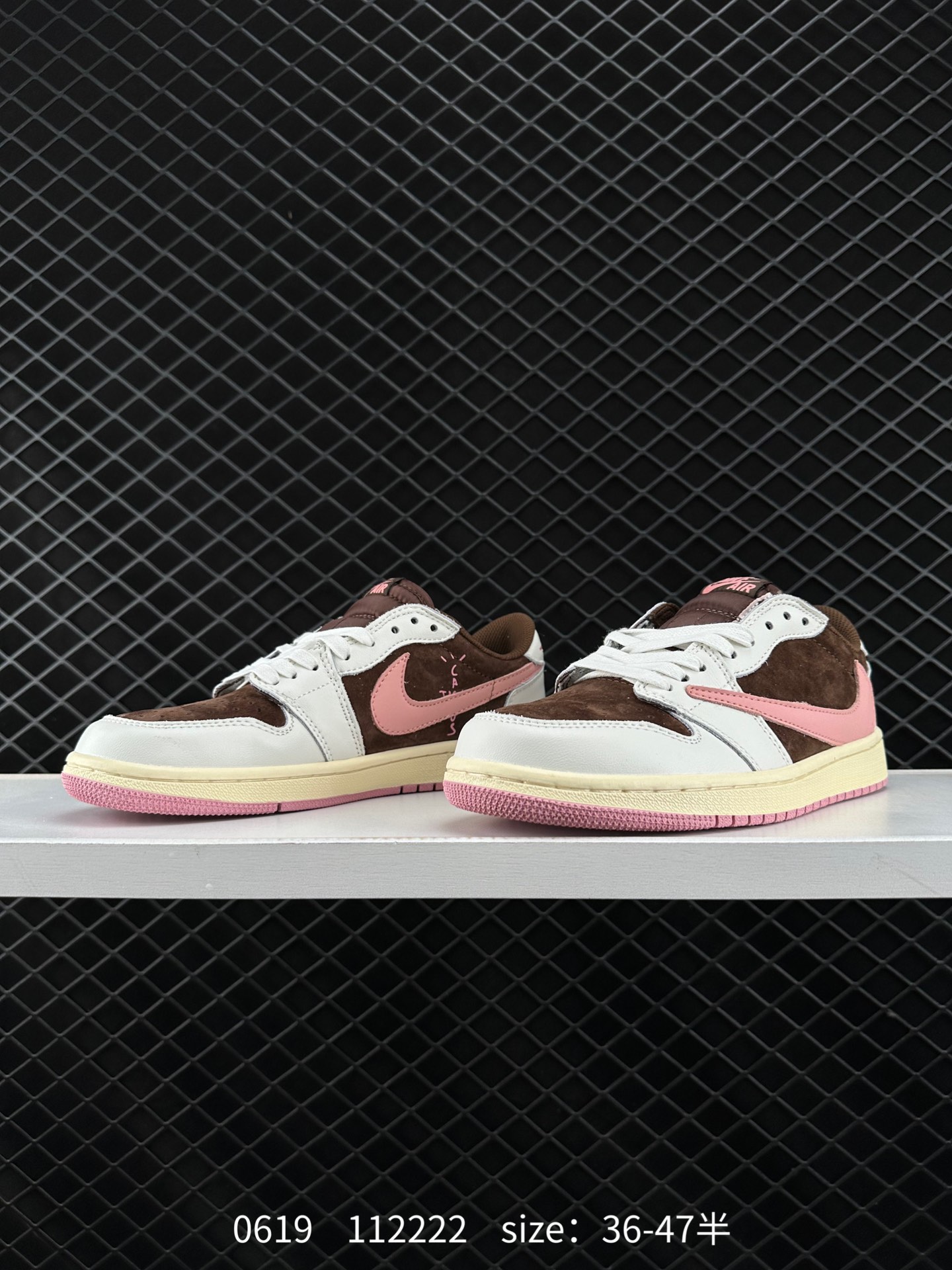 Travis Scott x Air Jordan 1 Low